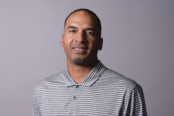 太阳主帅赛前谈客场挑战：专注比赛本身 尊重独行侠阵容