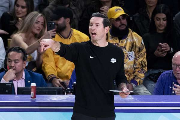 雷迪克谈执教优势：亲历联盟各层级角色助理解球员处境