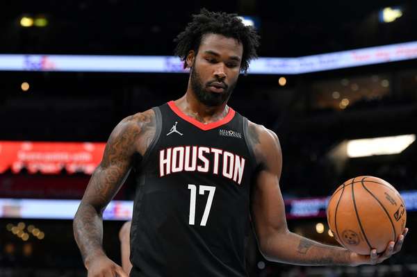 KD盛赞伊森：防守机器点燃火箭 告诫菜鸟适应首发强度