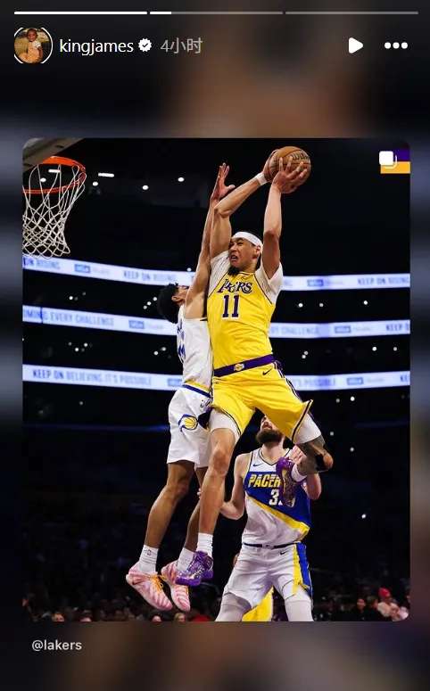 詹皇场边助威！海斯惊天隔扣引爆社交媒体