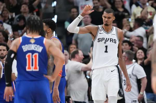 NBA总决赛G3预测胜率出炉！尼克斯领先马刺17% 林书豪坚持己见