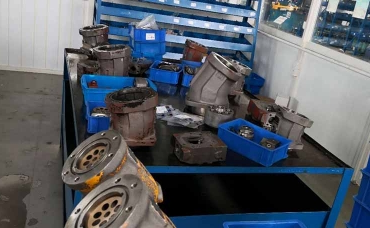 Hydraulic pump motor