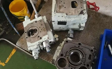 Hydraulic pump valve