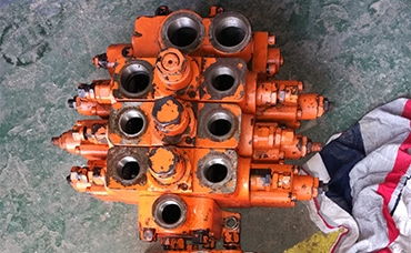 Hydraulic pump valve